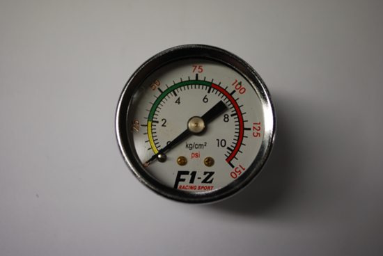 Bränsletrycksmätare F1Z