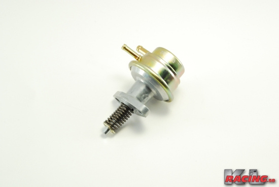 Bränslepump 90, 99, 900 83-88 Förgasare