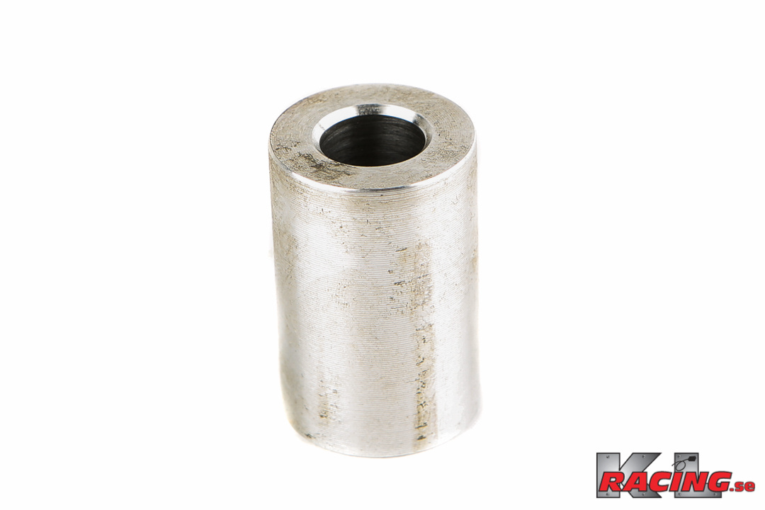 Distans volvo 16V med 10st långa bultar