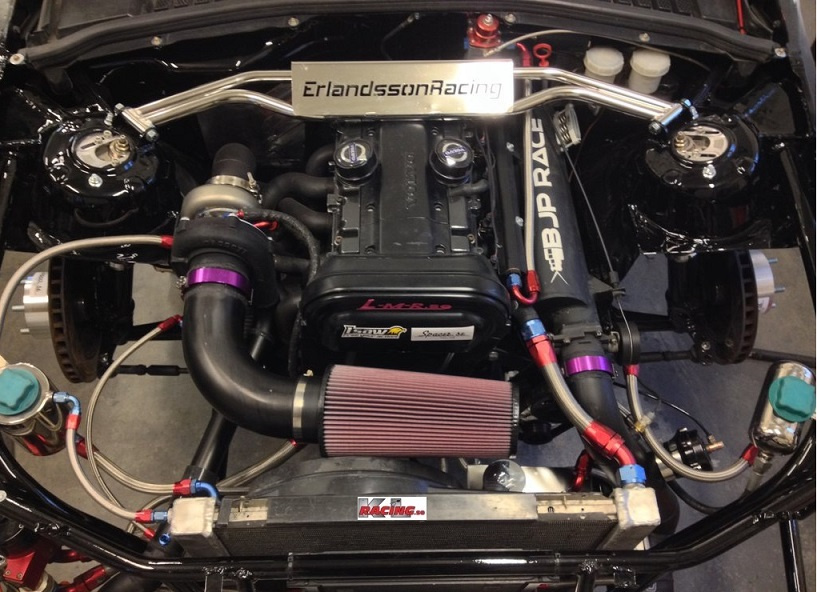 Motorfästen 5/6-cyl Vitmotor i 740/940