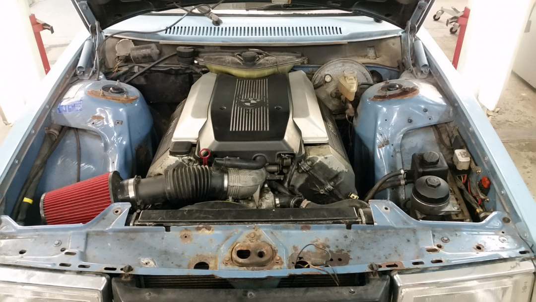 Motorfästen Bmw V8 M60, M62 i 240