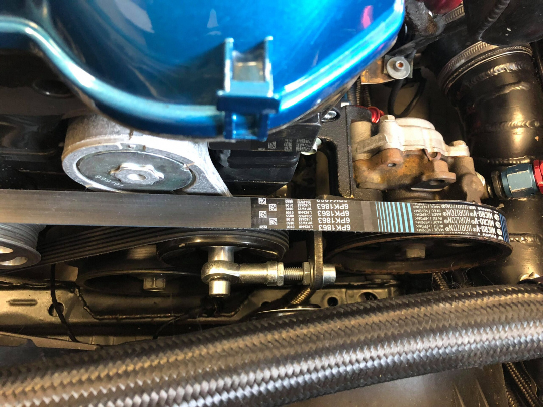 Servofäste med stabilisering av remspännare till 1JZ, 2JZ