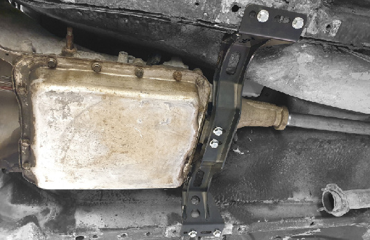 Växellådsbalk 240 - GM 4L60 / T56 Etc