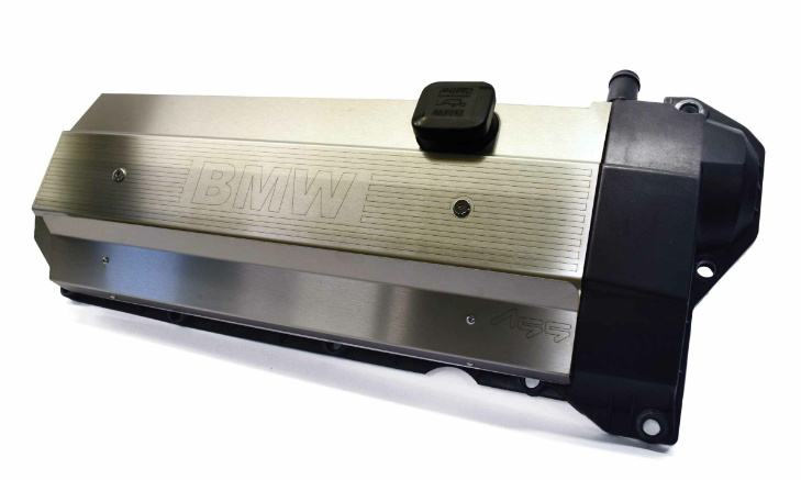 Täckplåt ventilkåpa BMW M52, M54