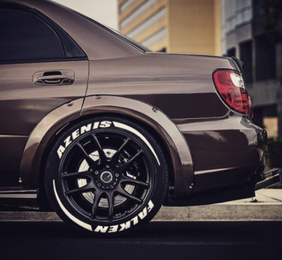 Tracer Stripes, Konad